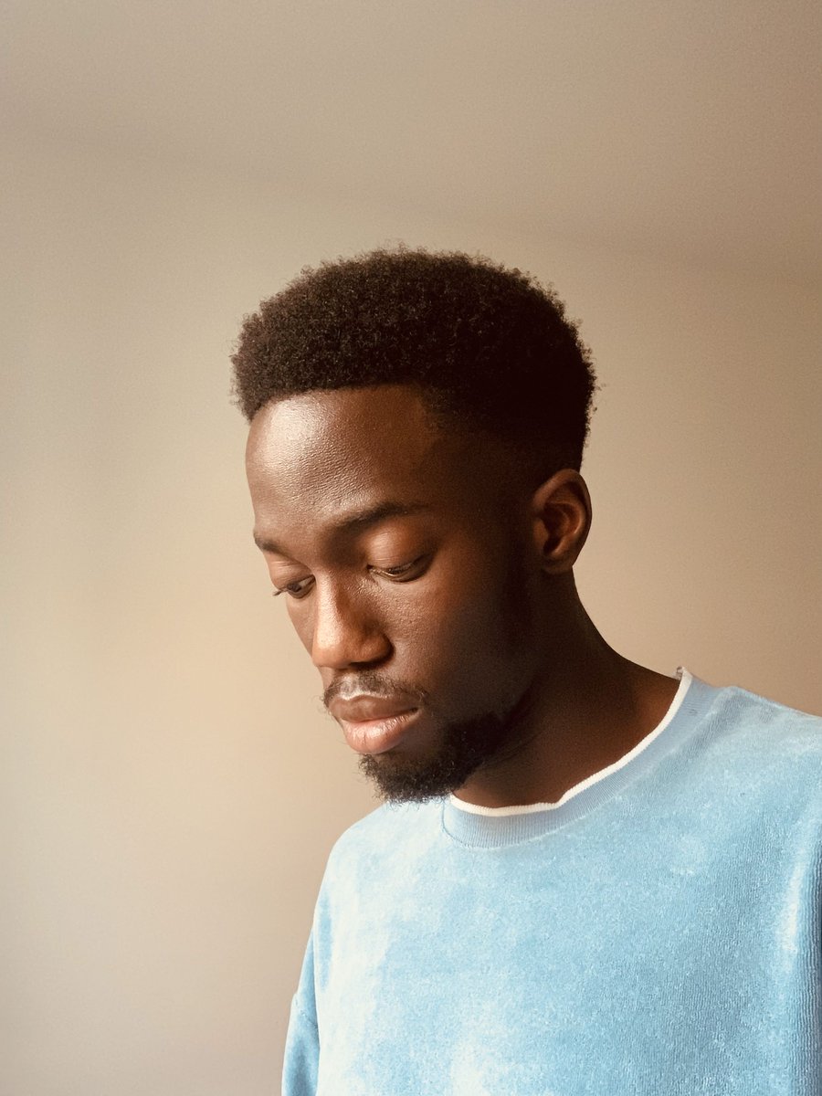 iamdavecreates's tweet photo. focused. https://t.co/DaXxE72Bdy