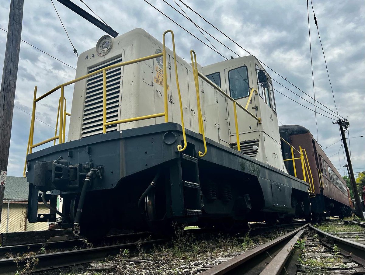 OhioRailway's tweet photo. Today you can see us not only one place, but TWO! We’ll be open for our usual Sunday operations in Worthington as well as still displaying at Carillon Park’s Rail Festival! https://t.co/mYlYFjb7ZG