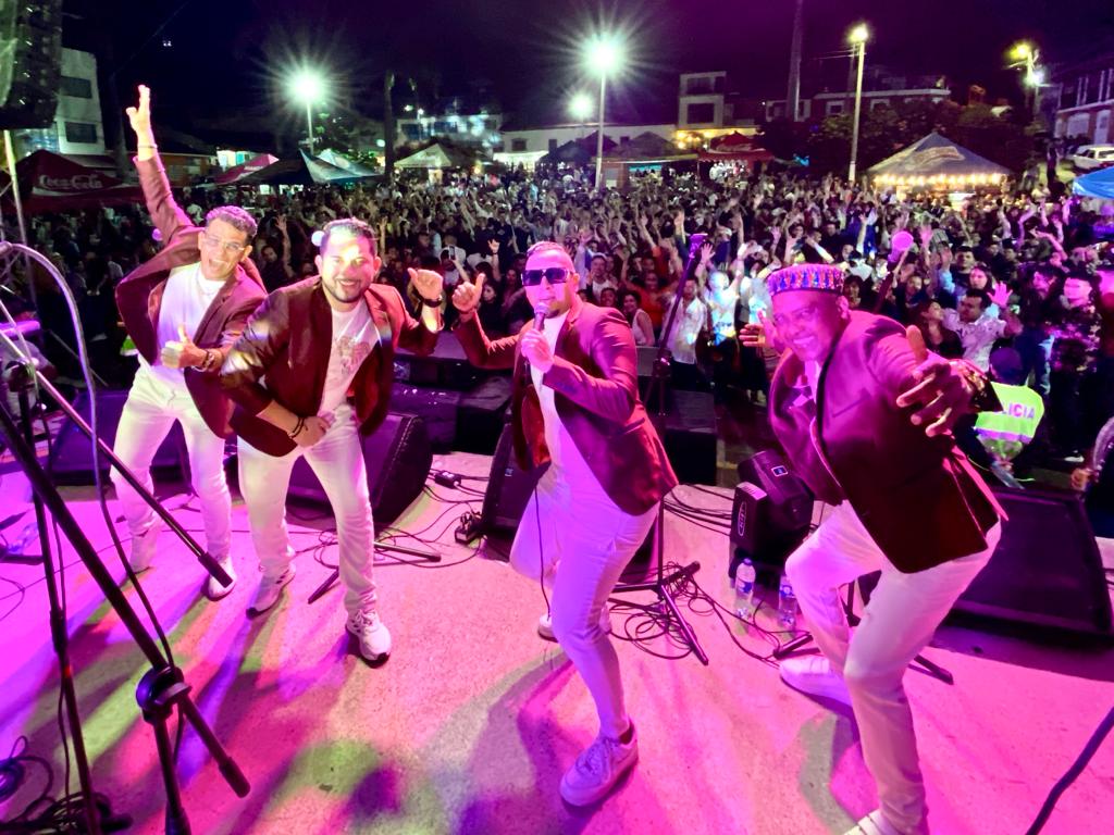 Festival del Soltero en Chaguaní-Cundinamarca #YSeguimosBateandoDeHomeRun