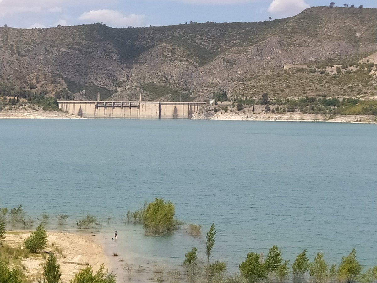 togarbrocen's tweet photo. Una salida que te hace sentir pequeño ante tanta maravilla de la naturaleza https://t.co/mQMuouxZFw