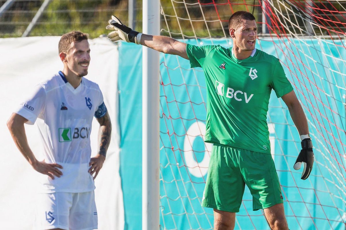 ⚽️🧤
First pre-season game ✅ #allezlausanne