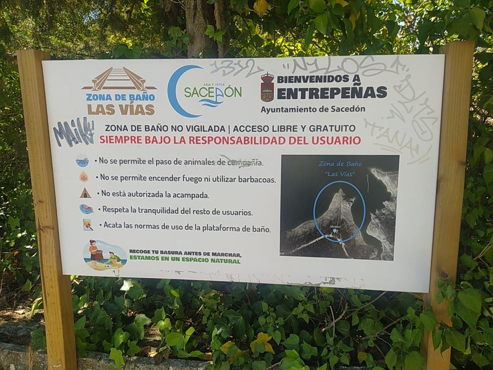 togarbrocen's tweet photo. Imágenes del pantano de Entrepeñas desde el mirador de la zona de baño de las vías https://t.co/zFwuE7QAaC