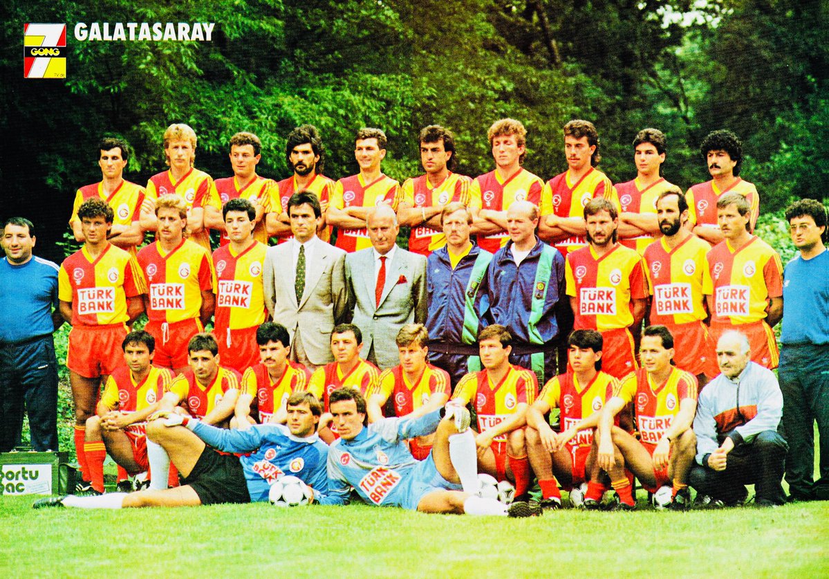Sigfried Held yönetimindeki 1989-1990 Galatasaray kadrosu.

Rafiev, İsmail, Muhammet, Uğur, Mirsad, Savaş Koç, Hasan, B. Korkmaz, Orhan Atik, Savaş Demiral

Erdal, Semih, Serhat, Yusuf, Erhan, Cüneyt.

İlyas, Ziya Yıldız, B. Alkılıç, Metin, Tugay, Tanju, Ceylan Arıkan ve Prekazi.