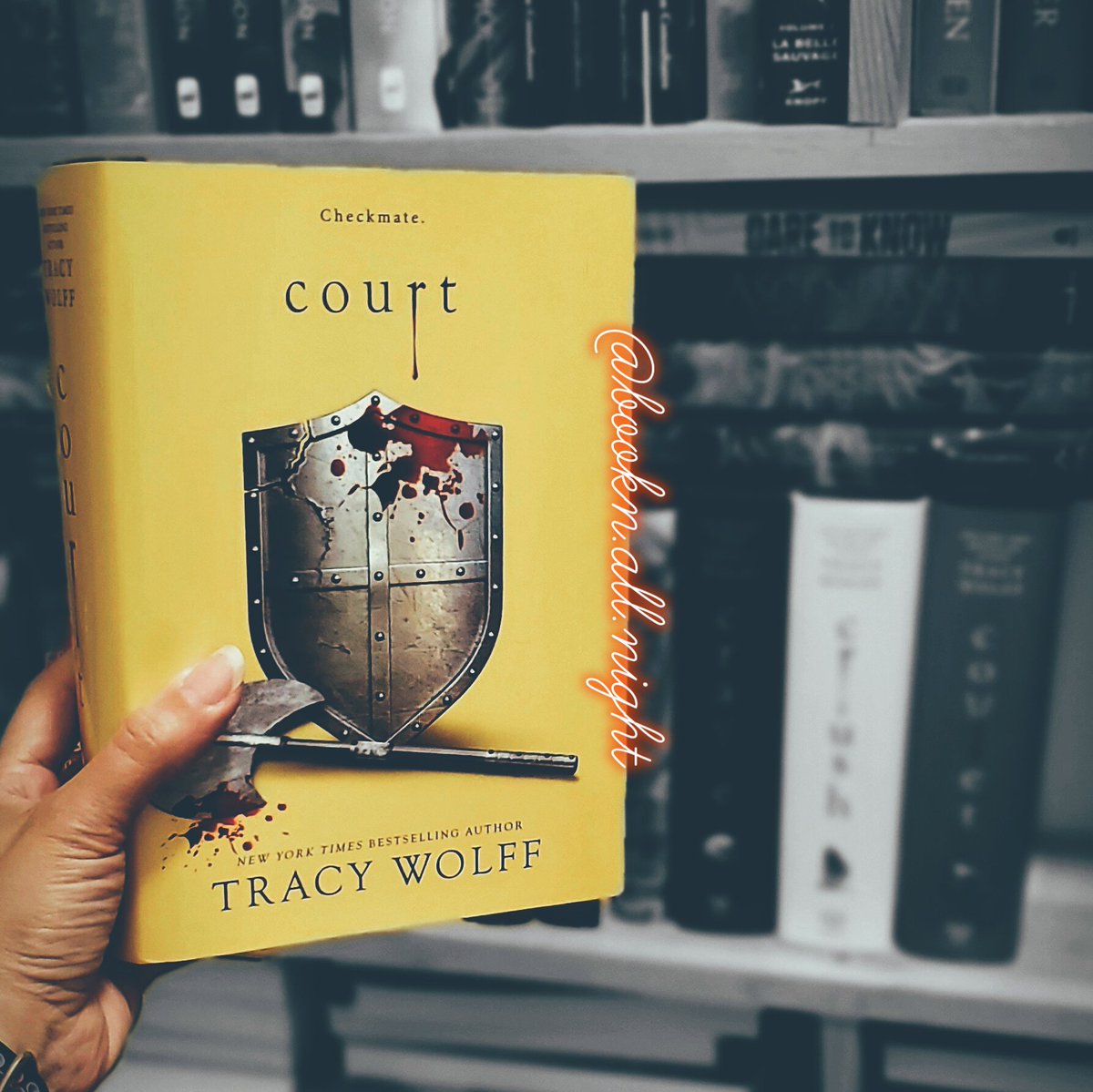 Be still my chaotic heart. How can I love this series even more than I already do? Surely it can't be possible, but alas Court came along and blew all my feels out of the water. #crave #court #teamhudson #booknallnight #katmereacademy