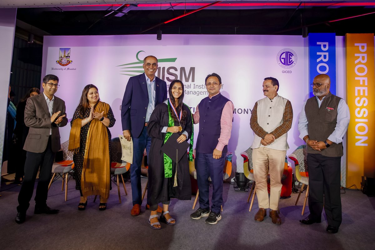 info_iism's tweet photo. Co-Founder, Mr. @AmitGupte1973, Chief Operating Officer (COO) and Mr. @amitava_pal, Associate Dean at IISM were also present who made the occasion even more special. #graduation https://t.co/RWPUno3gzn