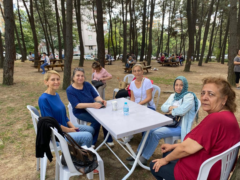 iyipartikartal1's tweet photo. Düzenlemiş olduğumuz pikniğimizde halaylarla, horonlarla el ele omuz omuza İYİ bir gün geçirdik.

Emeği geçen herkese teşekkür ederiz.

@meral_aksener 
@SBugraKavuncu 
@Dilrubaoglckl https://t.co/n08mLWG9rK