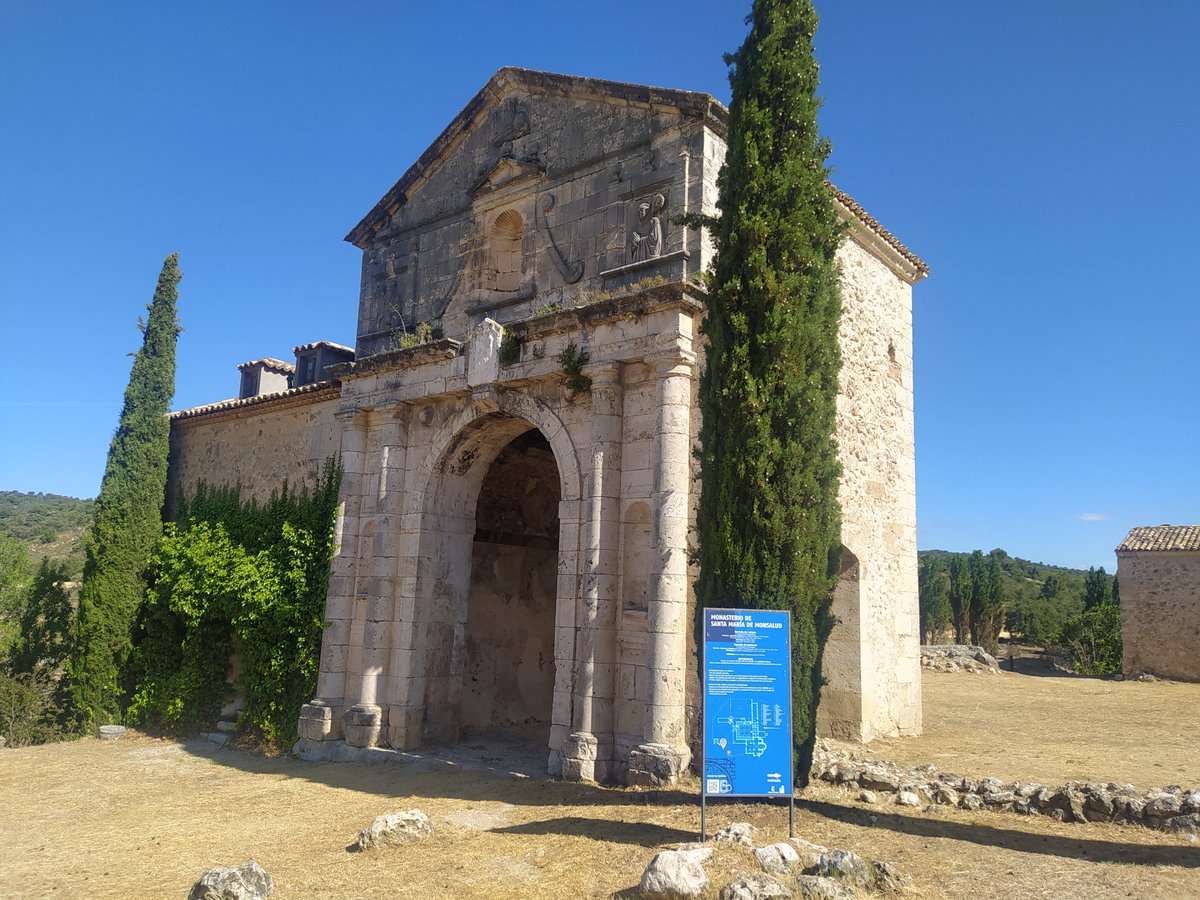 togarbrocen's tweet photo. Monasterio de Monsalud, Córcoles, a 6 km de Sacedón, ejemplar del Císter, siglo XI-XII, los monjes bernardinos estuvieron allí hasta las XVII https://t.co/wYkkHPfw5v