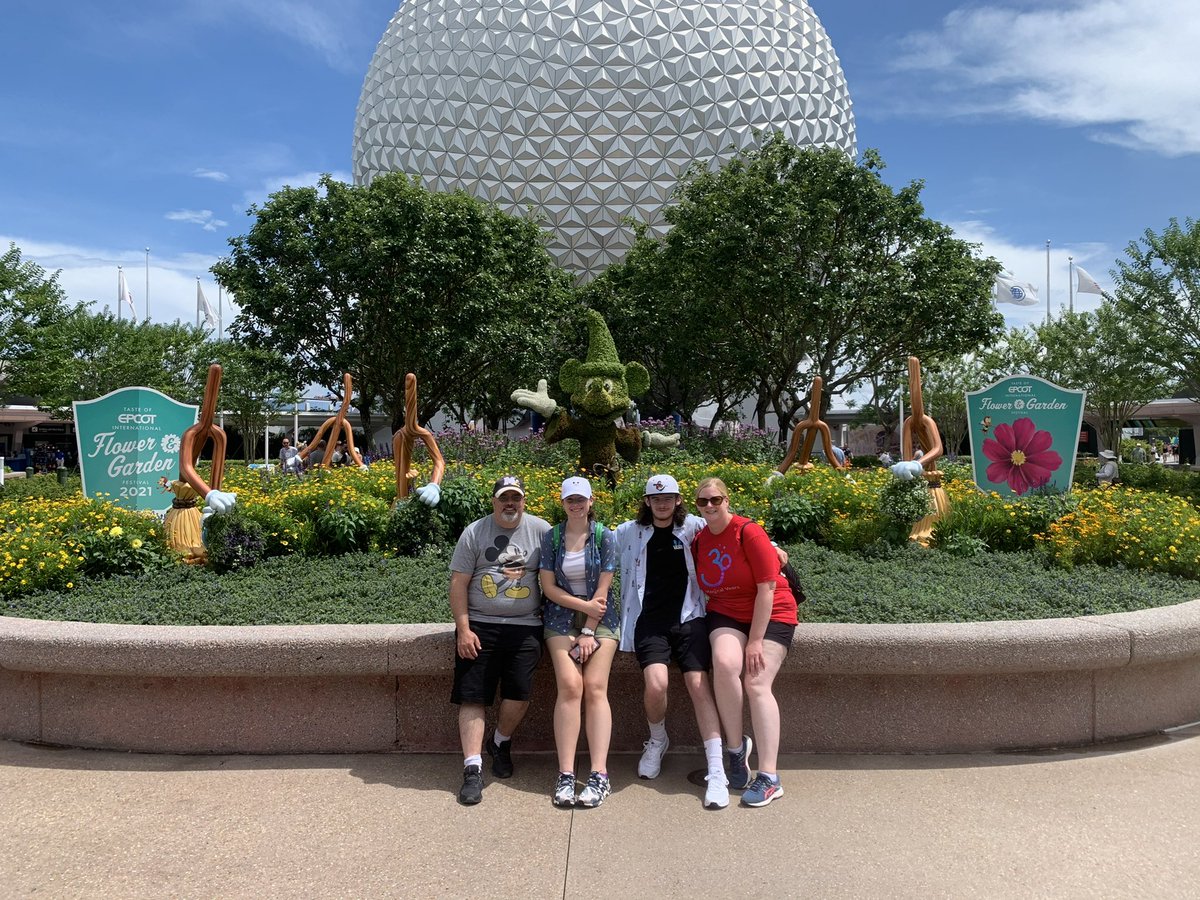 Happy #spaceshipearthsunday  T minus 4 days ‘til we see her again!