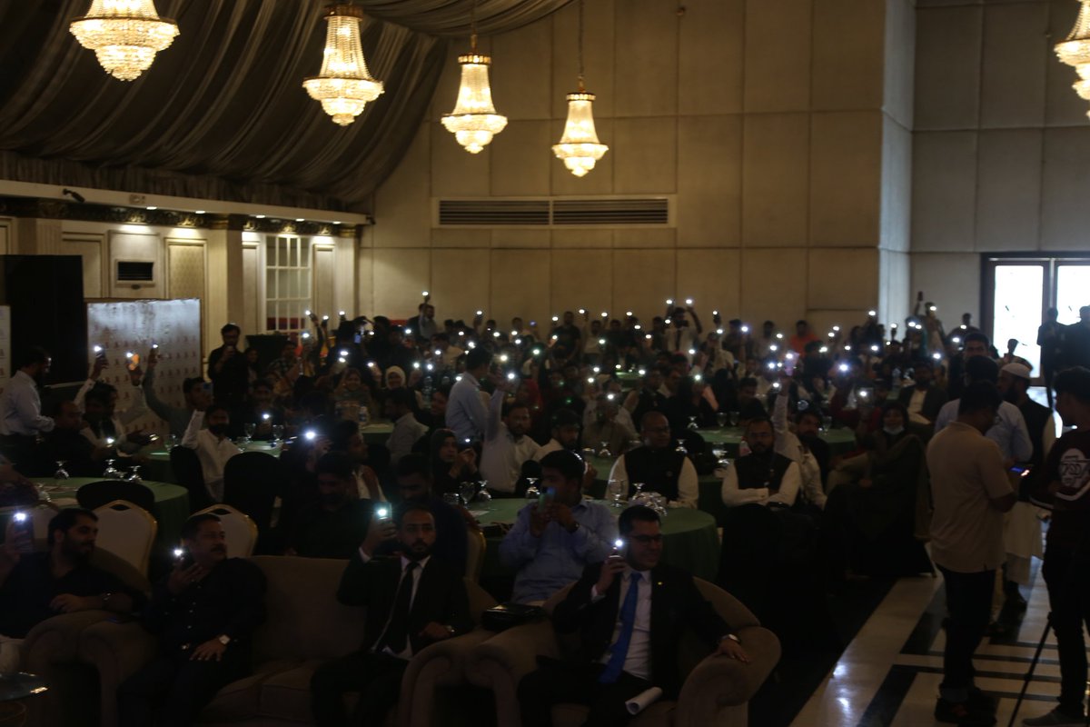 YouthPPakistan's tweet photo. Audience showing their Solidarity with Army and their martyrs by lightening up their Mobile Flashlight.
Youth Parliament stands with Pakistan Army.
#YP | #FlyOnTop | #istehkaam_e_pakistanconference | #madeinpakistanmovement | #madeinpakistan https://t.co/3vpTcXpNrE
