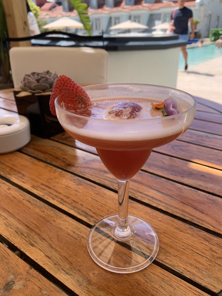 TCsarahbolton's tweet photo. #StrawberryDaiquiri challenge. I’m hoping that @WindstarCruises will do better than this. I think the hotel didn’t grasp the concept of a frozen drink being just that - frozen. A warm overly strong drink with an ice cube floating in it is not the same as crushed ice! #SDFun https://t.co/qubAm7oKAl