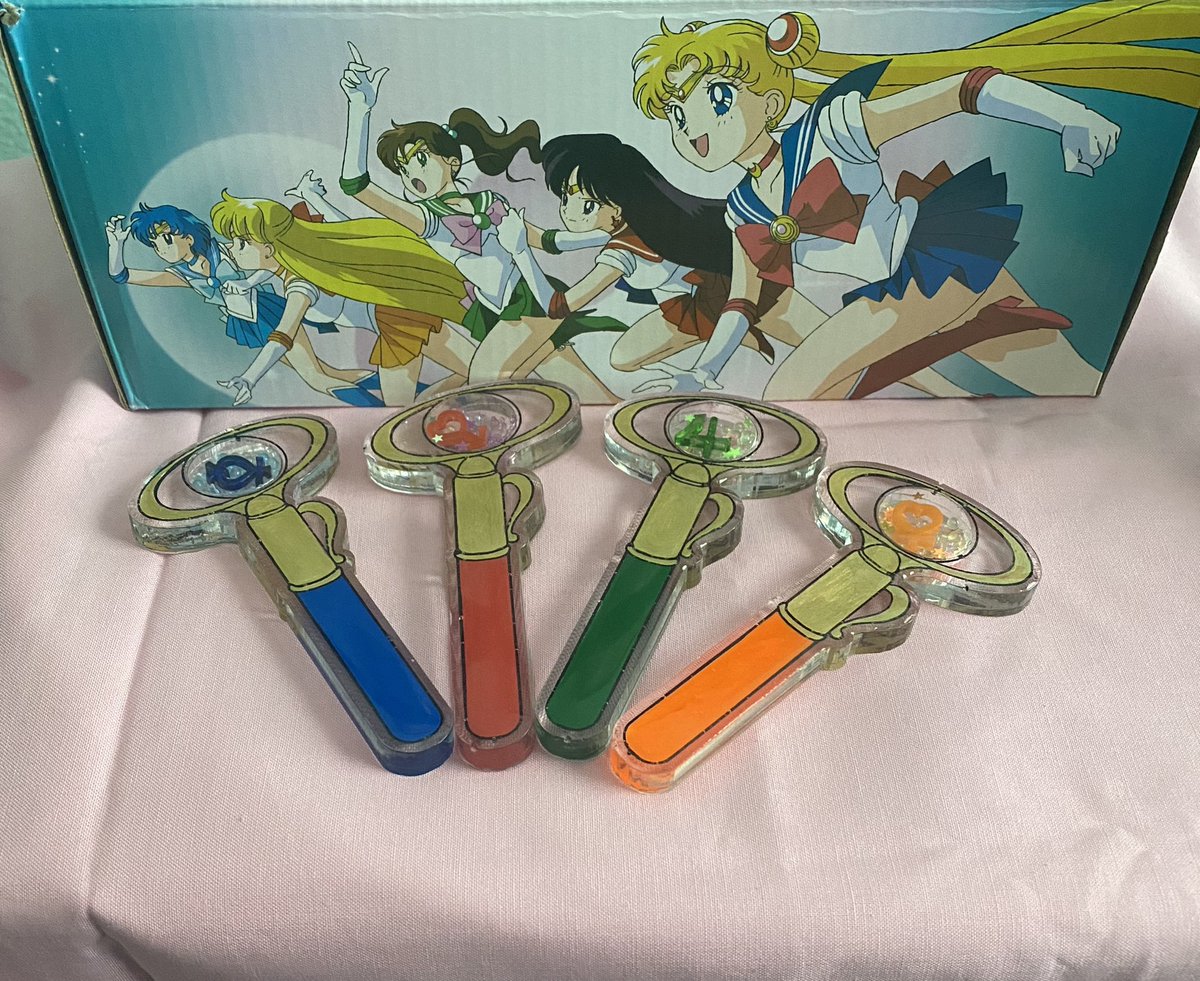 RealSummerFire's tweet photo. A limited stock of Inner scout shaker charms will be available @BoldMatsuri!!!! #SailorMoon #sailorscouts #resinart #sailormoonresinart #anime #shakercharms https://t.co/dZNvP6V8Kg