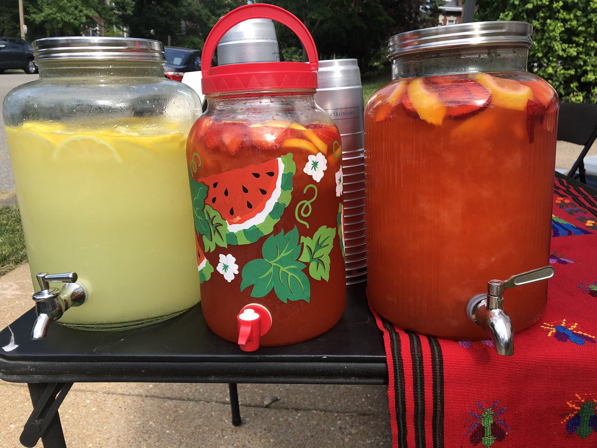 anjitru's tweet photo. “When life gives you a Supreme Court rigged by twice-impeached president and an obstructionist 🐢 from KY - you make MFing 🍋 lemonade and donate all proceeds to the @MOAbortionFund” #RoeVsWade #WomensRights #HumanRights https://t.co/uP1t8pe462