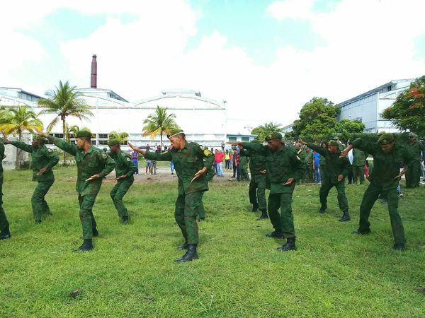 torres_iribar's tweet photo. #Cuba #LaHabana Participamos en el #DiaTerritorialDelaDefensa en el municipio #Guanabacoa pudimos constatar el nivel de preparación  que recibieron las fuerzas participantes, una jornada útil y necesaria. https://t.co/sxjut9CT8q