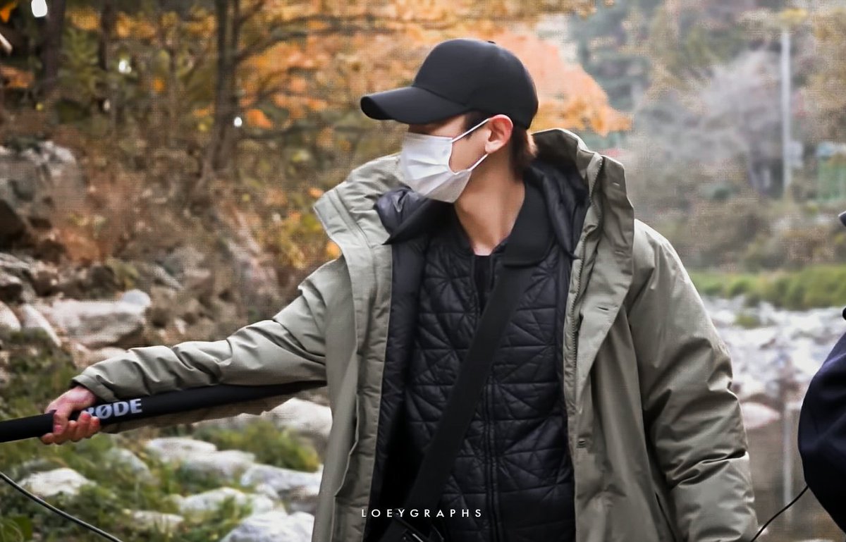 loeygraphs's tweet photo. into the nature 📸 #CHANYEOL #찬열 #박찬열 #Every27thWithLoey https://t.co/LwlOfn2xia