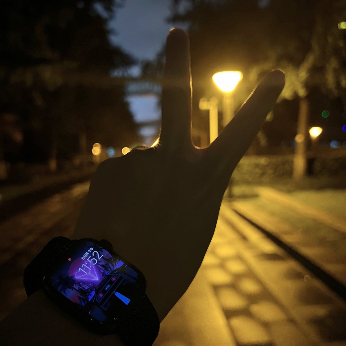 RekklesLi's tweet photo. @very_io #VERYGESTURE Victory Vice Very✌🏻✌🏻✌🏻 https://t.co/KJlOHLG4UE