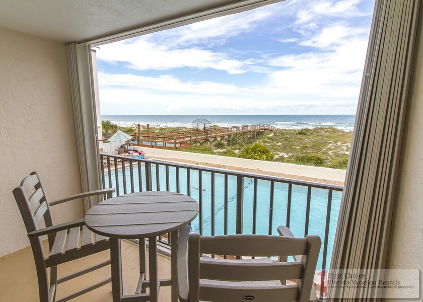 FCF_Vacations's tweet photo. https://t.co/XiGi9ACxJR

Beacher’s Lodge Condos are among the most popular in the area. Unit 202 is one of the few that not only overlooks the beach and pool! https://t.co/tKvew68FfZ