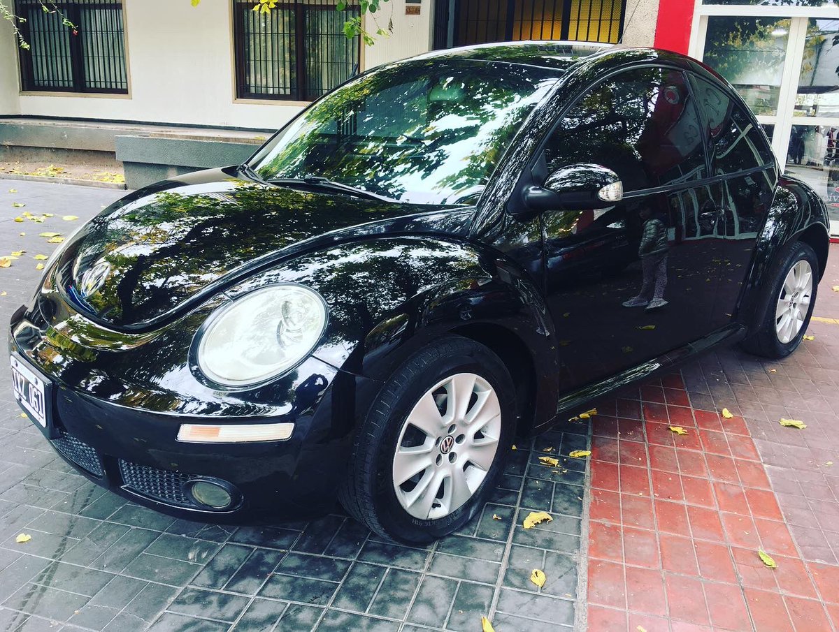 MDZ_Autos's tweet photo. 🛑 El usado del día: irresistible Volkswagen New Beettle modelo 2010
.
#auto #autos #car #cars #industriaautomotriz #usados #0km #testdrive #industria #Mendoza #Argentina #VW #newbeetle https://t.co/nkFxj03QhE https://t.co/AMm5audmYa