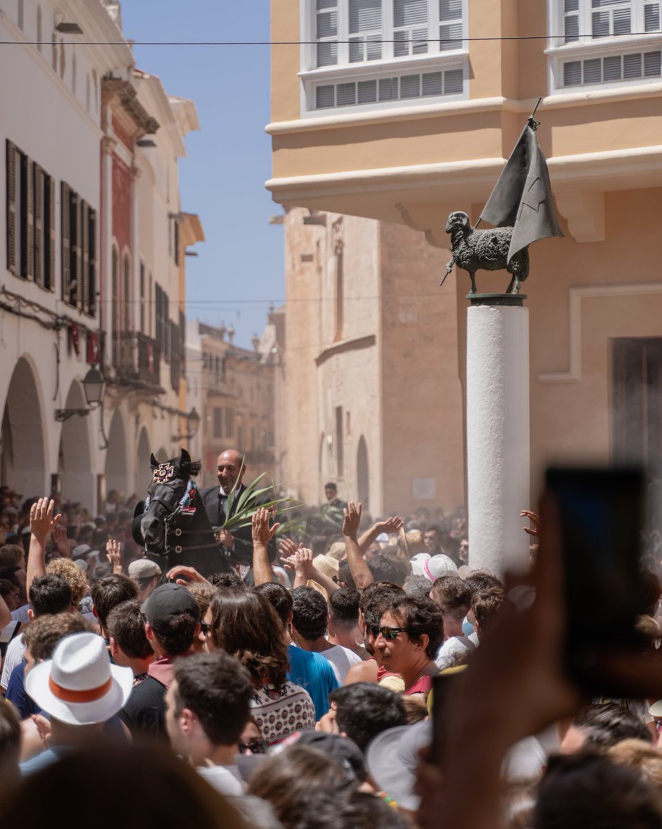 crec que anar mig Sant Joan càmera en ma va valer un poc la pena :)
