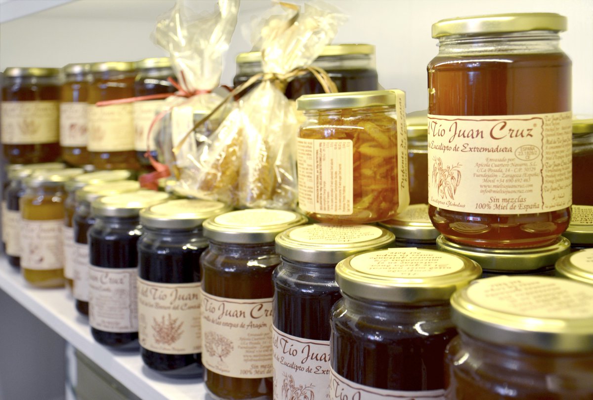 VDVRockFest's tweet image. Seguimos con un nuevo patrocinador del @VDVRockFest que es miel Tío Juan Cruz y sus 3000 colmenas distribuidas por el territorio español que nos ofrece miel de alta calidad de diversos tipos en función de la región y su ecosistema
mieltiojuancruz.com 
teandgo.es