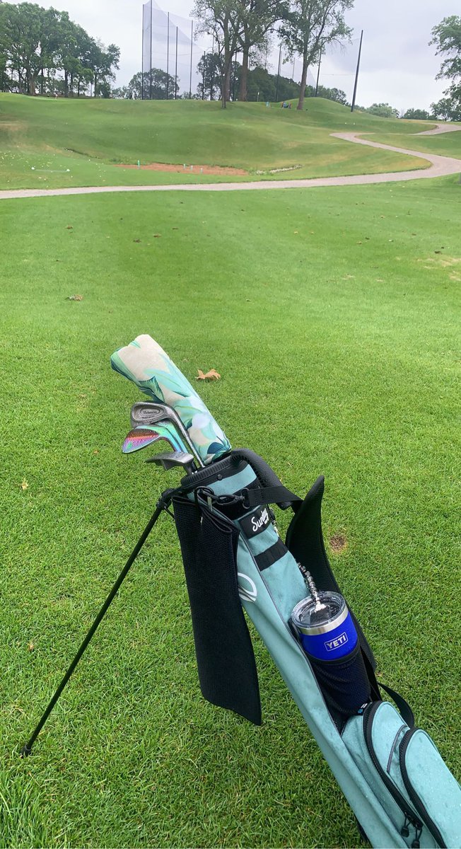 olivia_atc's tweet photo. First game of golf in the books today ⛳️ #towertee https://t.co/8MkOV8oCfH