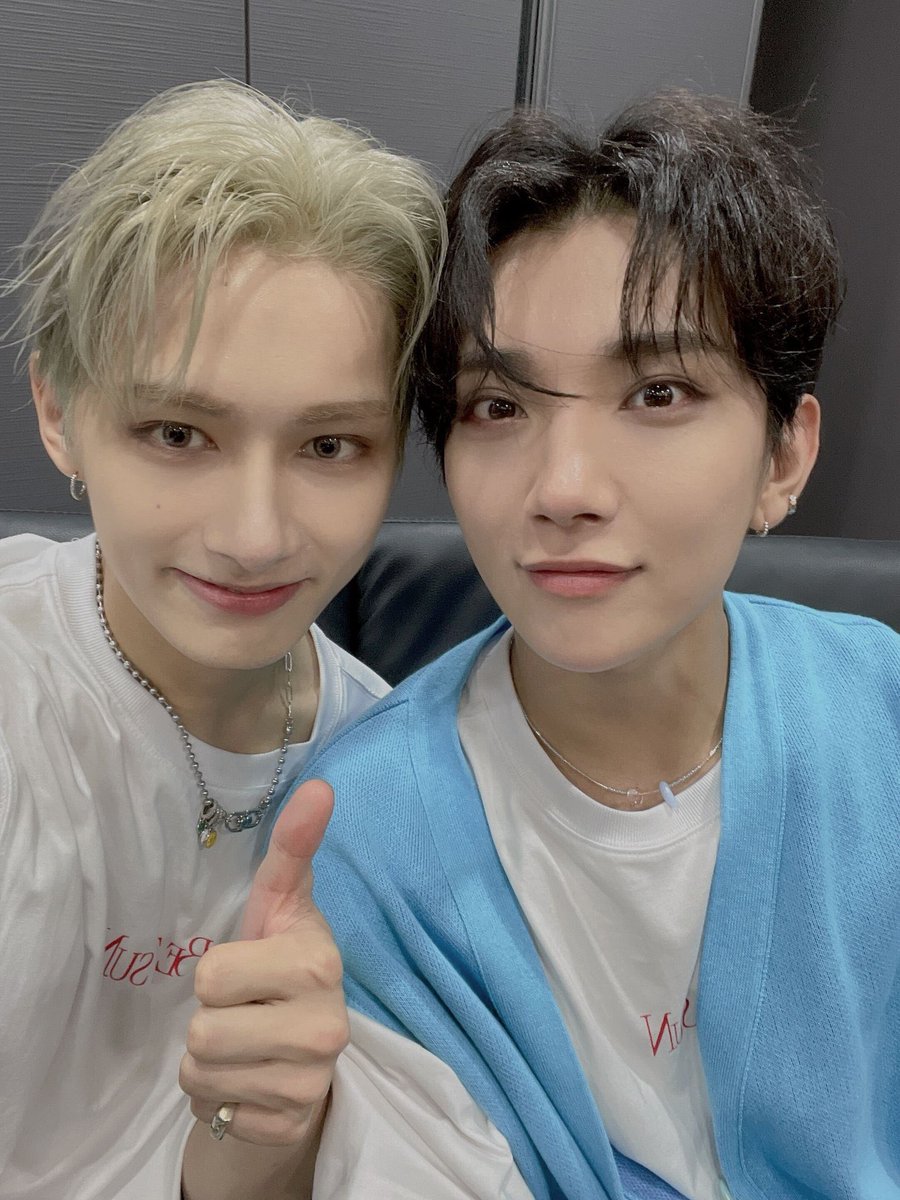 woozcarrt's tweet photo. @Clo_hui queen they did this for u https://t.co/ujoTx46p6I