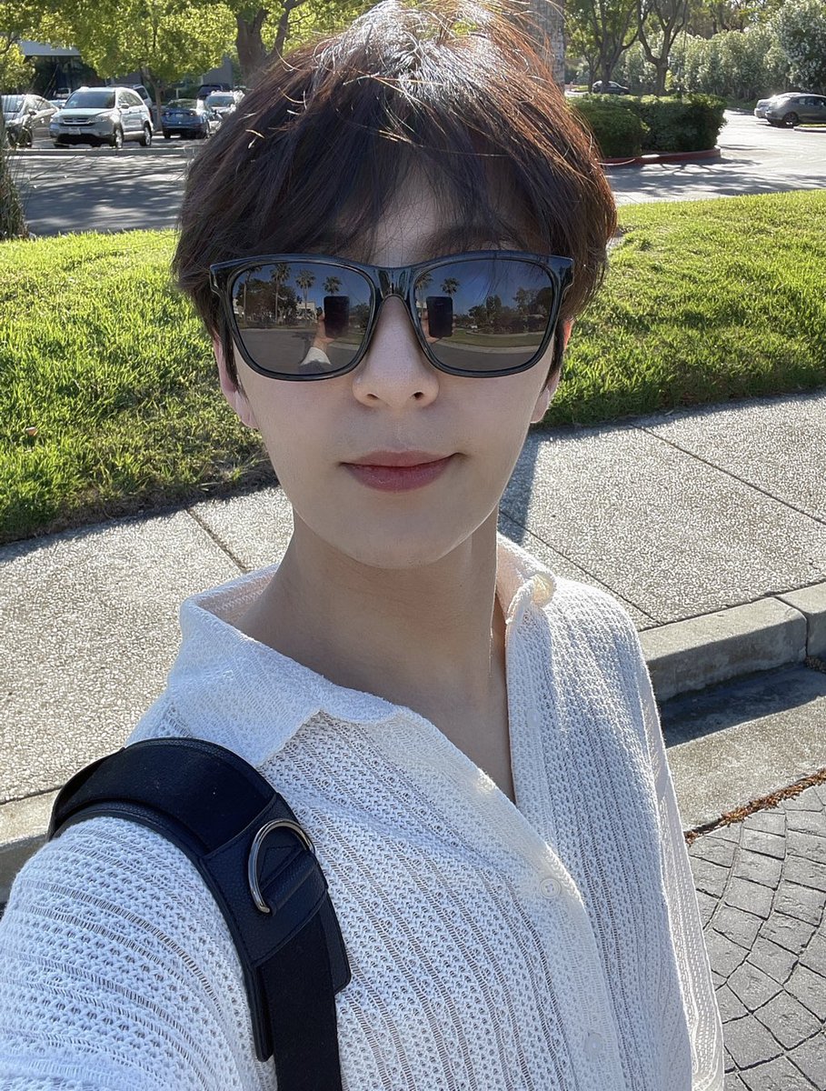jibeom99z's tweet photo. looking like couple outfits https://t.co/5we9dAmQNX