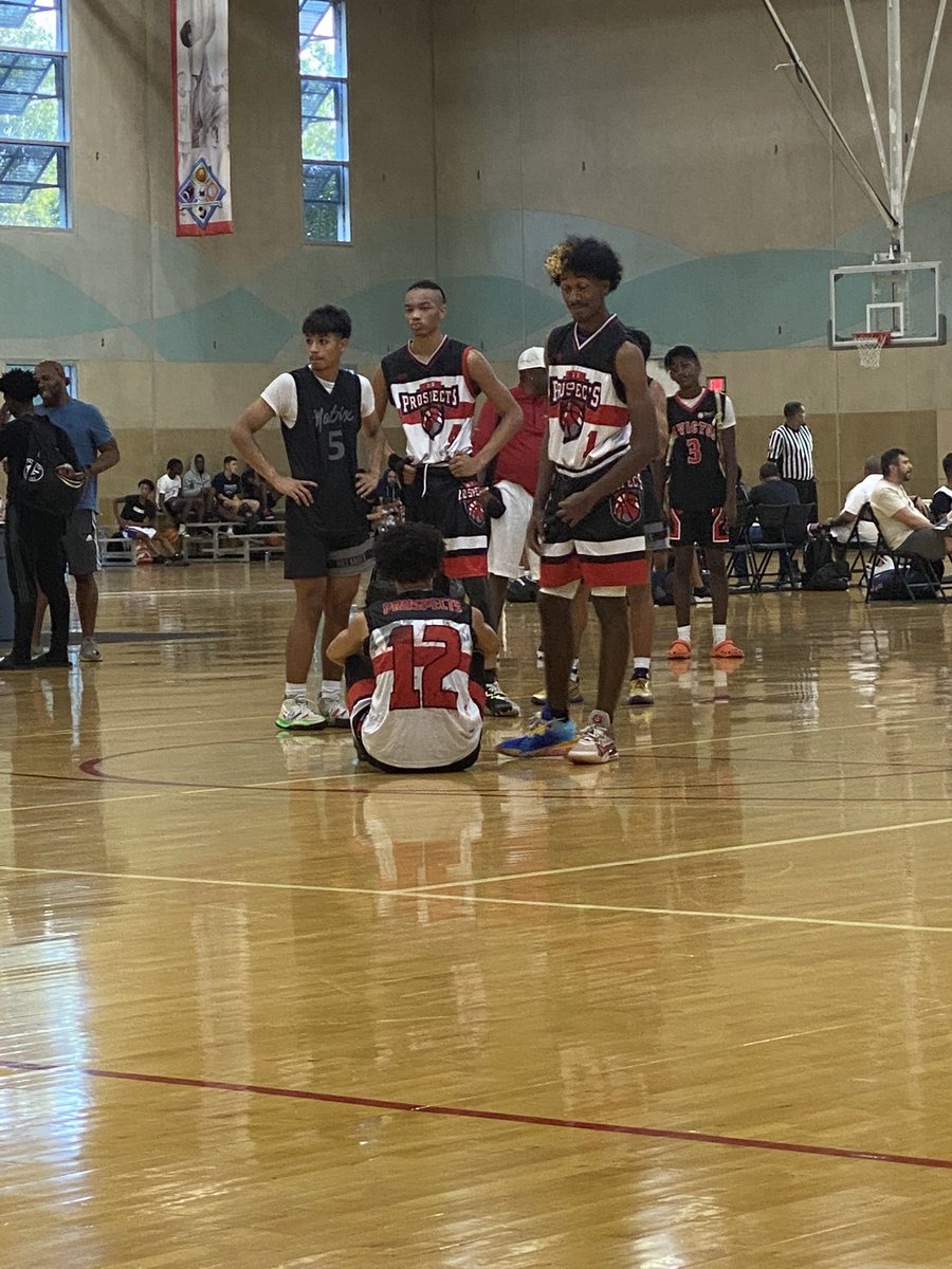 Super Proud of these boys. We came down here to Nationals shorthanded and put on a show. A few injuries cut our run short in the elite 8 but my boys left everything that had on the court. <a href="/AaronGrimm_/">Aaron Grimm</a>  <a href="/tavonpetteway/">puncho</a> <a href="/Ty_clark_hoops/">Ty Clark</a> <a href="/maddoxv15/">Maddox Vige</a> <a href="/ajthelilgiant/">Anson Johnson Jr</a>