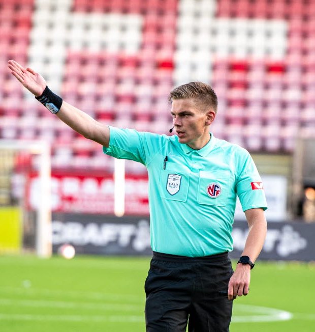 <a href="/Andreaslie87/">Andreas Lie</a> som dommer på Bodø/Glimt - AaFK idag