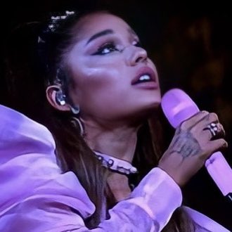 AGrandeSP's tweet photo. The voice of a generation #HappyBirthdayAriana. https://t.co/gDOXgglEIp
