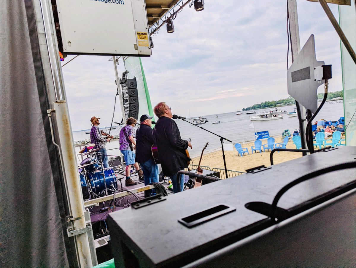 RCISystems's tweet photo. After a 2-year hiatus, it was incredible to be back at #BandsintheSand! This great fundraiser helps support @chesapeakebay. Looking forward to next year! #audiovisual #eventproduction #chesapeakebay https://t.co/y4Mfpfkmfs