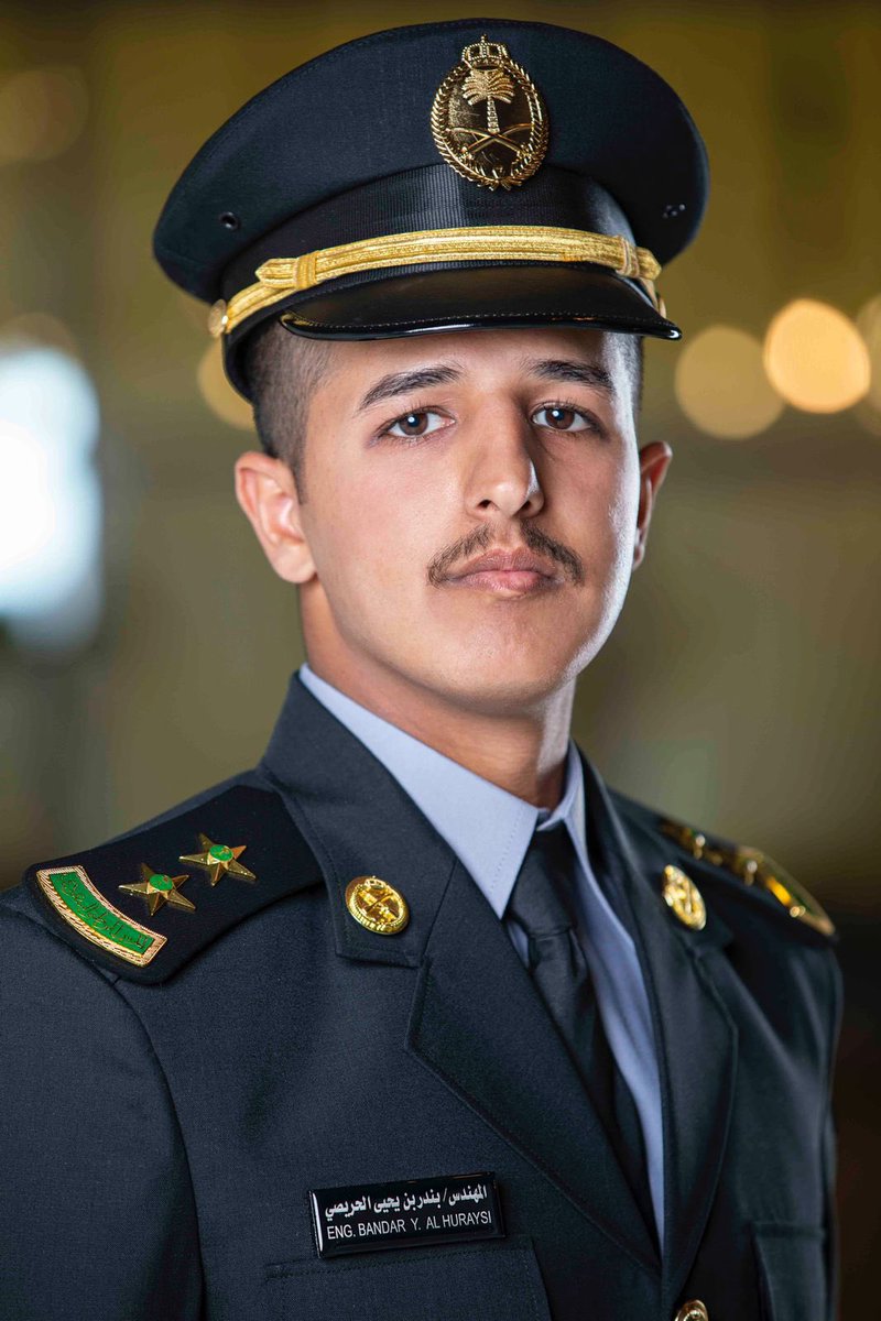 tabuk1news's tweet photo. يتلقى الملازم أول مهندس بندر بن يحيى بن محمد الحريصي التهاني و التبريكات بمناسبة تخرجه من كلية الملك خالد العسكرية متمنين له دوام التوفيق و النجاح في خدمة دينه ومليكه ووطنه.
#تبوك https://t.co/MM8a96enFl