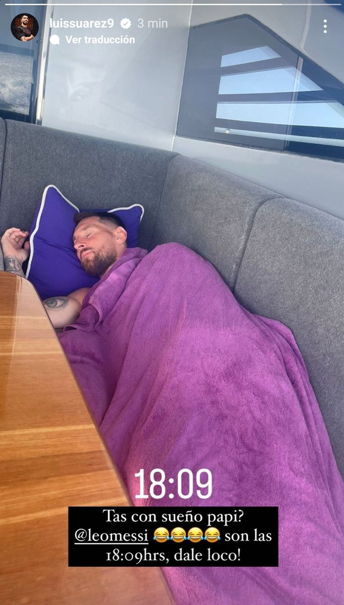giraltpablo's tweet photo. Lionel Messi y Luis Suárez, una amistad sin filtro 🤣 https://t.co/2WcuiGSIxQ