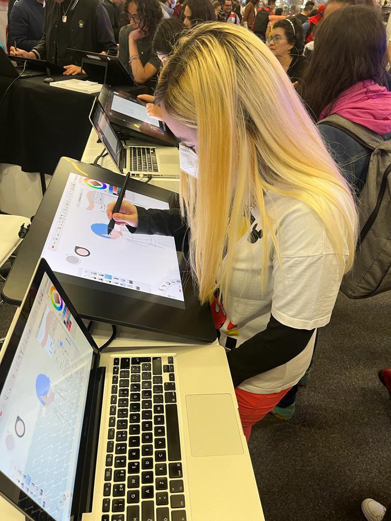 Wacom Colombia tweet media