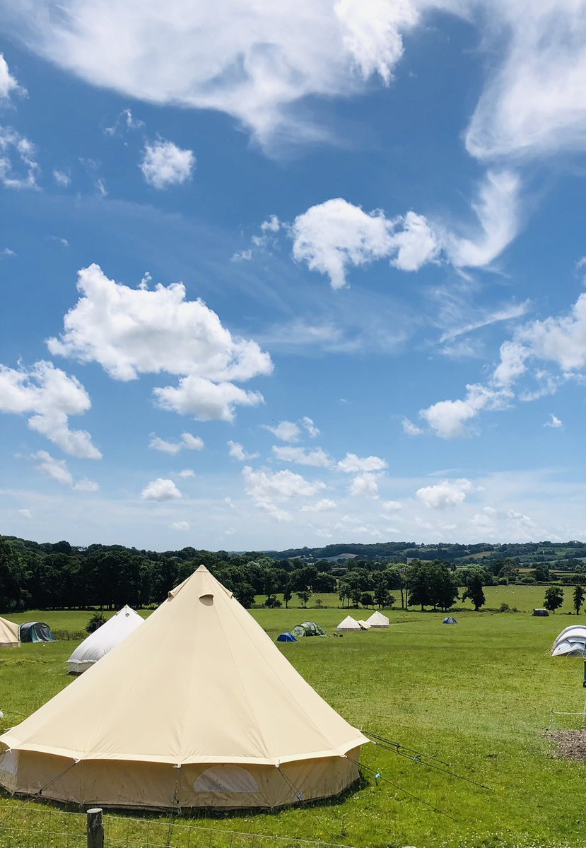 totallyjackson's tweet photo. Perfect day @wealdenlitfest – highlights included @sarahsalway and #JayGriffiths on #NemesisMyFriend, @tanyashadrick and @LulahEllender on #TheCureForSleep and #Grounding, @annamfleming on #TimeOnRock – and glorious sunshine ☀️ https://t.co/PNteBJUorB
