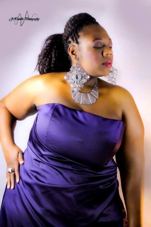 dymesquadmedia's tweet photo. Dyme Squad Divas are back!!! To be featured on our website or in our upcoming issue of Dyme Squad Entertainment click the link in our bio or visit https://t.co/xLXRICk92E and click submissions 
@phatdiva_drea Andrea Nicole Featured in photograph
#models #modelswanted #modelsearch https://t.co/Vt3Iw2UjH9