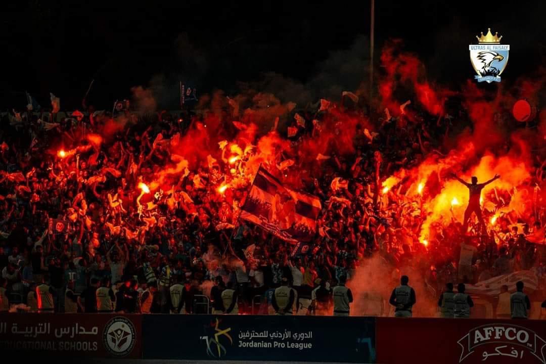 الالتراس مشجعون و ليسو مجرمون و ان أردتم الحرب فنحن  جاهزون 2013 🔥🖤