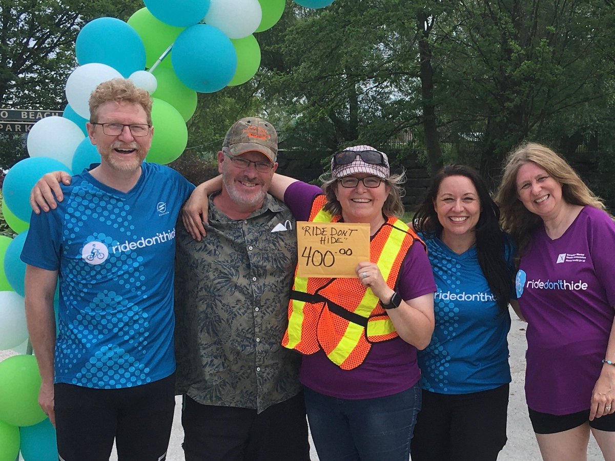 <a href="/gbyersfish/">Gary Byers</a> company's Puffer League Hockey team donates the remainder of our "Coffee Fund" to <a href="/cmhagb/">CMHA Grey Bruce Mental Health & Addiction Services</a>  <a href="/RideGB/">Ride Don't Hide GB</a> Ride Don't Hide.  #worthycause 
Every dollar raised here helps here.  <a href="/Country93/">Country 93</a> <a href="/NewsBayshore/">Bayshore News</a> <a href="/BayshoreFred/">Fred Wallace</a> @BounceRadio923