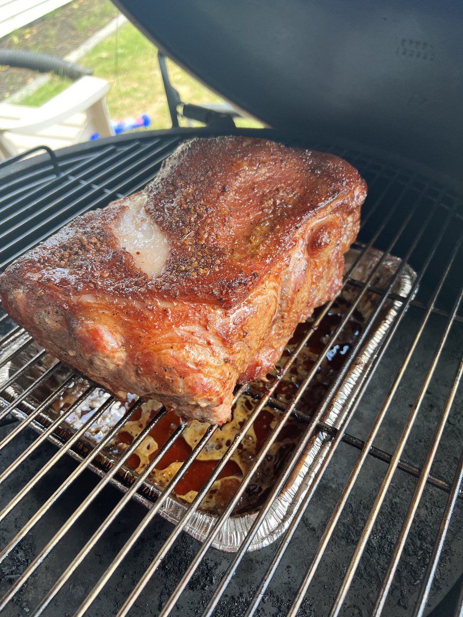 To smoke a pork butt, or to smoke a pork butt? Happy Sunday! #bge #smoking #bbq