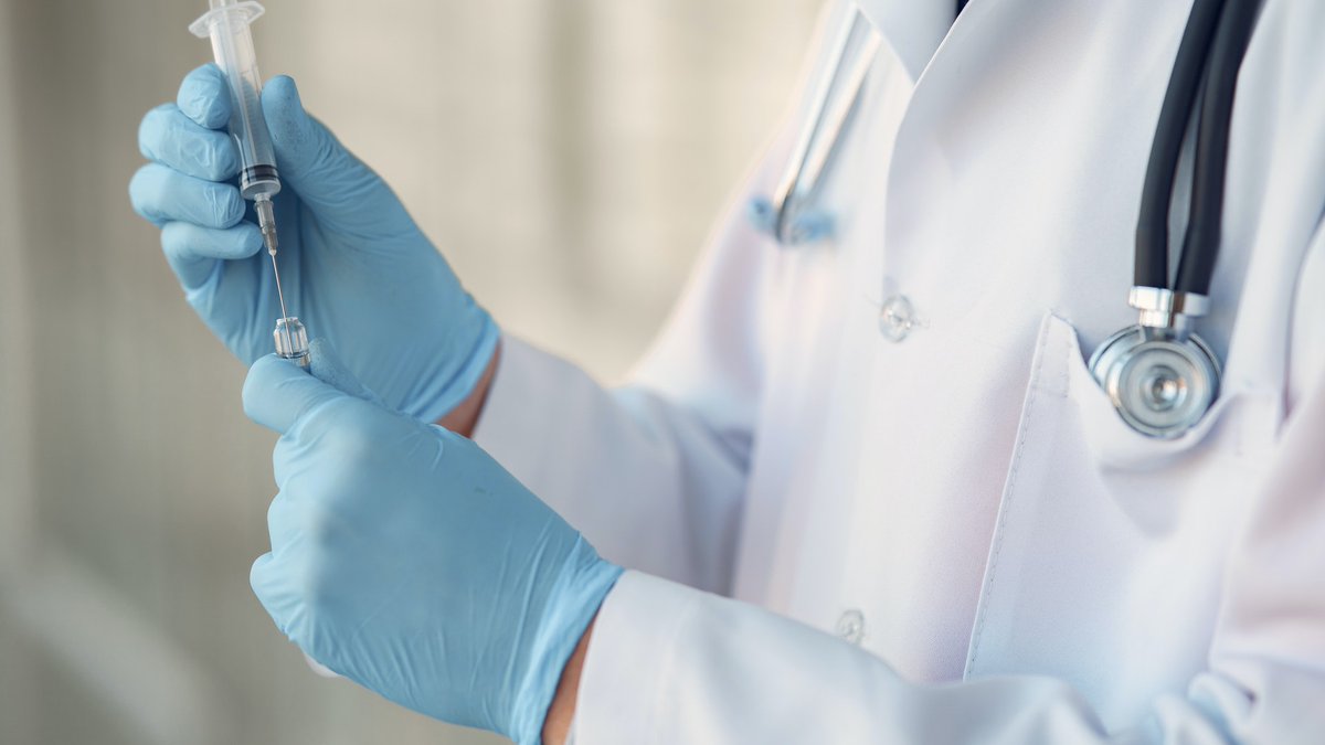 A significant proportion of the population has weakened immune. These individuals are unable to ward off disease as effectively, and their responses to vaccines are not as robust. Researchers are set to study vaccine responses in vulnerable groups.
Link: ow.ly/FLLe50JHmpl