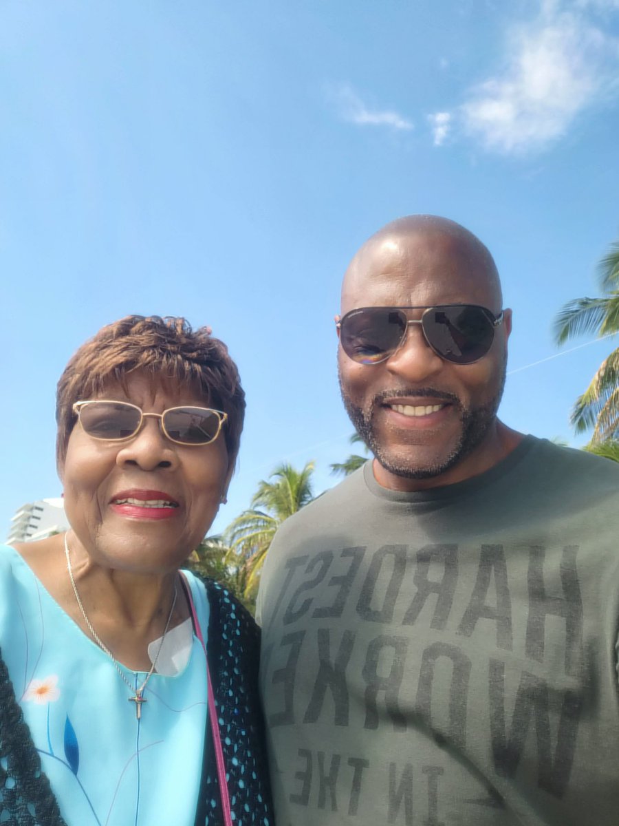 Robert Jackson tweet media