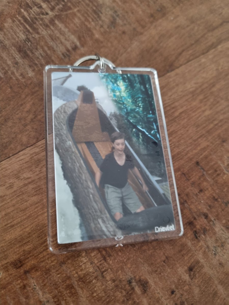 Ikke83's tweet photo. Zoonlief mocht vandaag mee naar drievliet (kinderfeestje) en dan neemt hij speciaal een cadeautje mee voor mij 🥰. #lief #zoon #schat #meerdantrots #jongensmoeder https://t.co/hNkH3Ej0wK