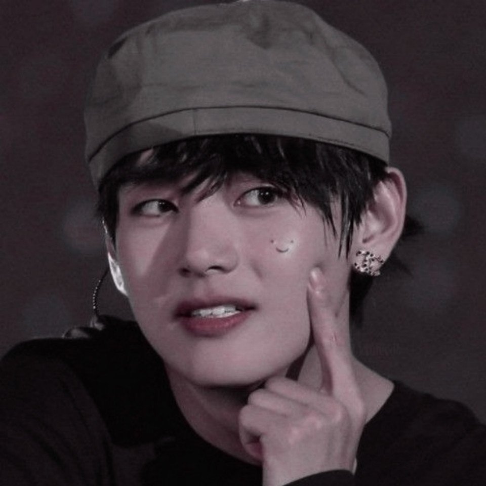 seniorjung_ir's tweet photo. LETS GO 

SO EXCITED FOR TAEHYUNG
TAEHYUNG TAEHYUNG
#TAEHYUNGxCeline
#TaehyungInParis https://t.co/wzvvh5KxzJ