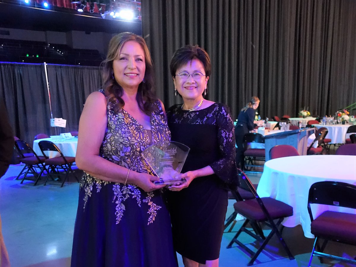 Beautiful evening celebrating our community’s best at the BEAUTIFUL BAKERSFIELD AWARDS. Congratulations to all of the awardees and nominees! Many thanks, <a href="/bakochamber/">Bakersfield Chamber</a>, <a href="/KGETnews/">KGET 17 News</a>, <a href="/ValleyStrong_CU/">Valley Strong Credit Union</a>, and all sponsors. Thank you, Bakersfield, for your big heart for our community.