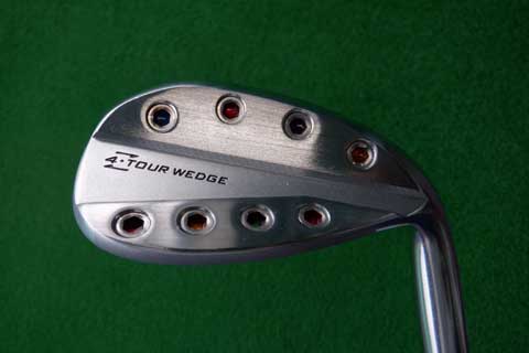 golfdaisuki2's tweet photo. AXIS GOLF Z4 WEDGEを試打しました。
https://t.co/jw6Ewg7ibK
バックフェースにあるウェイトが印象的ですが、けっして奇をてらったものではなく、本格的な高性能なウェッジです。
#AXISGOLF #ウェッジ #ゴルフクラブ #ウェッジ https://t.co/w5MhPaq7hY