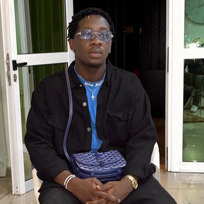 theallan1's tweet photo. #NouvellePhotoDeProfil https://t.co/qiLo6kbH4i
