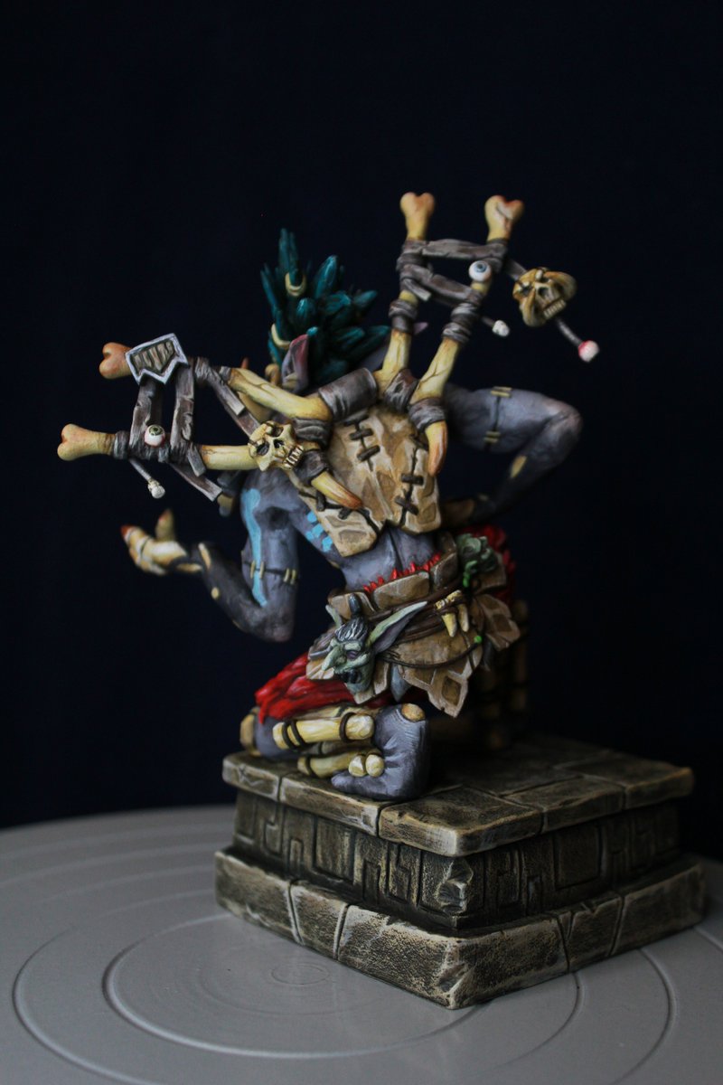 VKortikow's tweet photo. Bwonsamdi 💀

#warcraft #sculpture https://t.co/2rUZOLjOq8