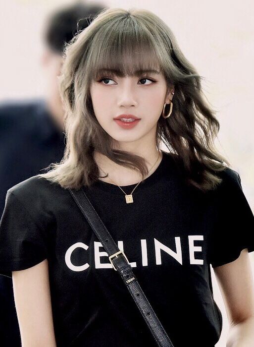 Lisa em là Ga đầu tiên và duy nhất của celine chúng mình tự hào về những gì cậu đã làm 

LALISA HUMAN CELINE
#LISAatCelinePFW22
#LISAXCELINE
