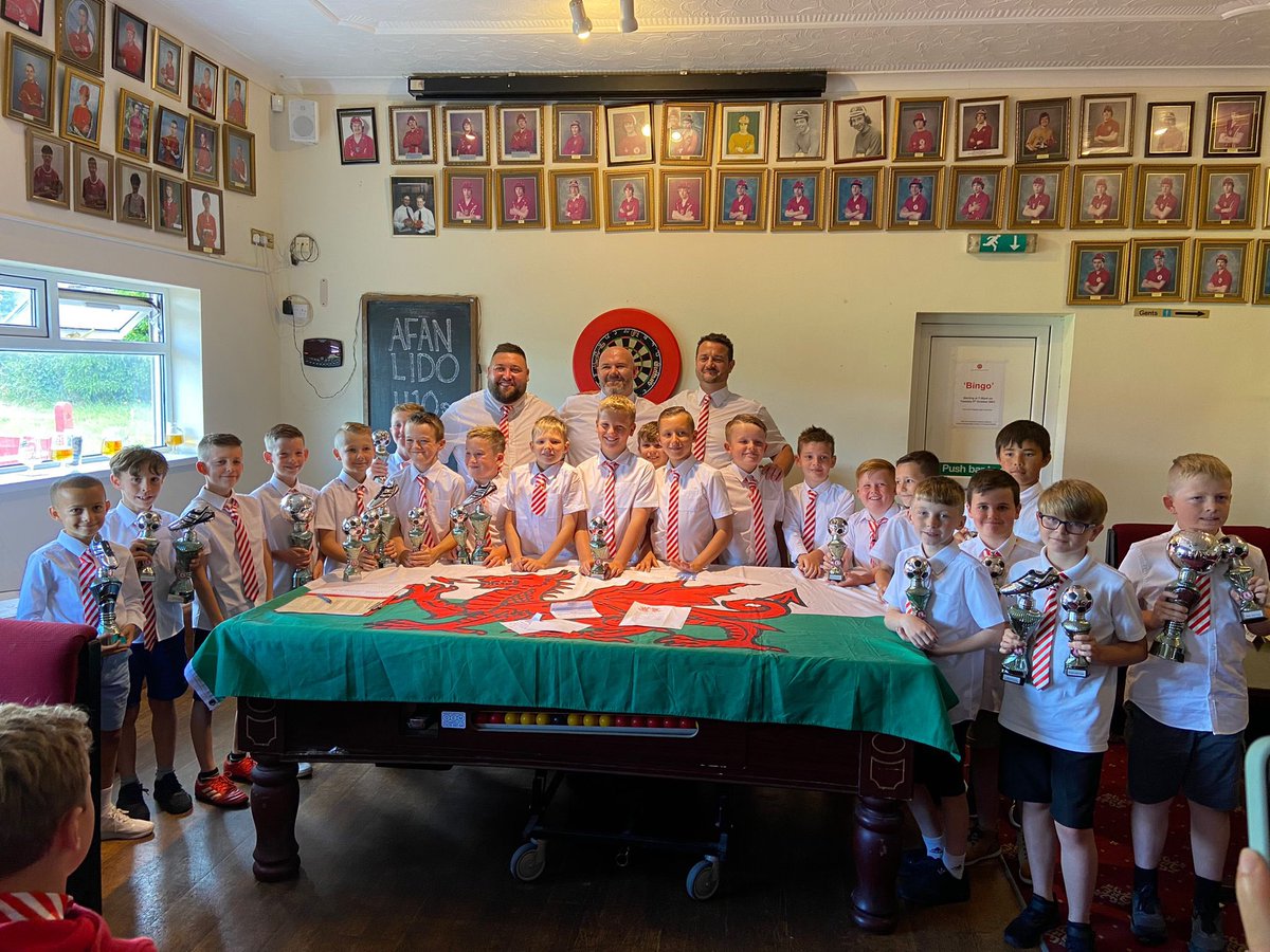 We had a fantastic day for our 21/22 presentation 🏆 the boys have done us proud all season ⚽️