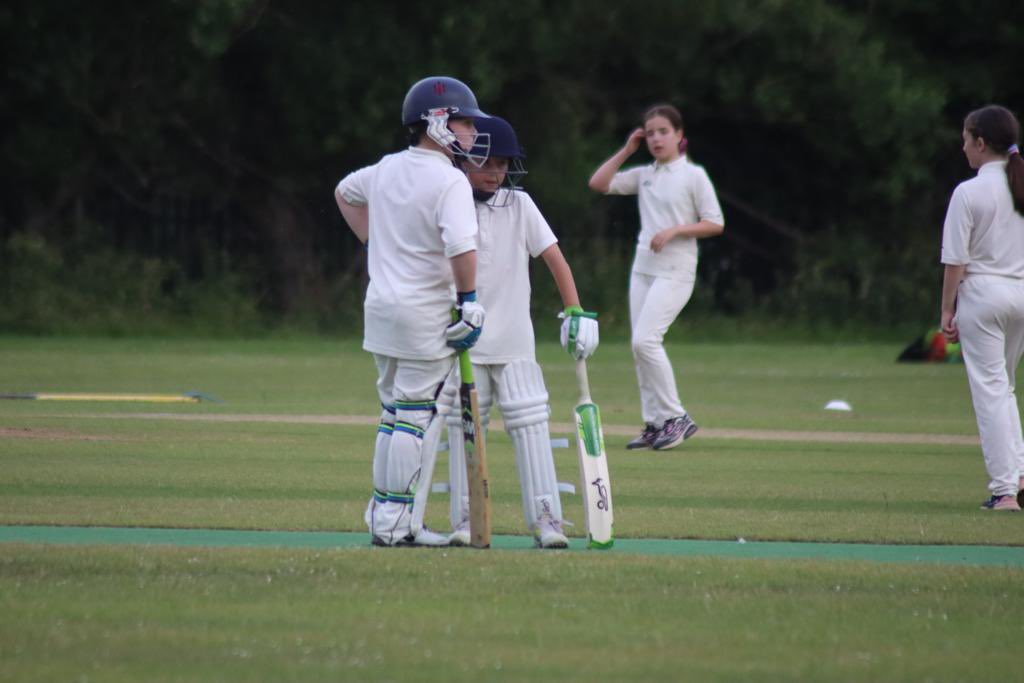 nrmiddleton's tweet photo. @englandcricket @root66 @jbairstow21 @SkySports mini Root &amp; Bairstow in action for Coal Aston CC Under 11’s https://t.co/UVBjX1iZqs
