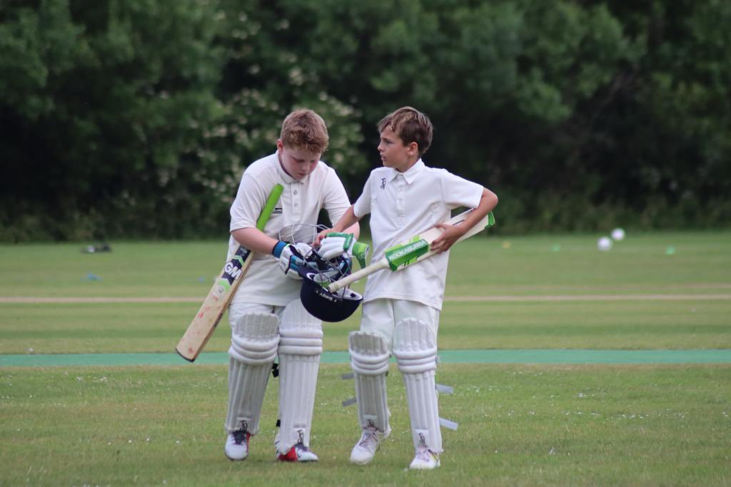 nrmiddleton's tweet photo. @englandcricket @root66 @jbairstow21 @SkySports mini Root &amp; Bairstow in action for Coal Aston CC Under 11’s https://t.co/UVBjX1iZqs